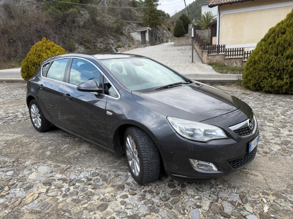 Opel Astra 1.7Cdti 125Cv Cosmo Auto