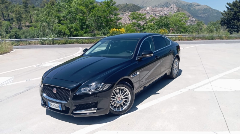 Jaguar Xf 2.0d 180Cv Auto