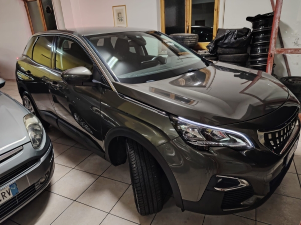 Peugeot 3008 1.5Hdi 130CV Active Auto