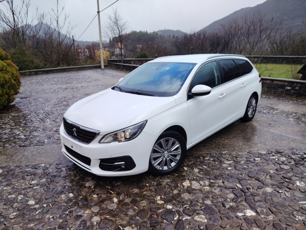 Peugeot 308 1.5Hdi 130Cv Aziendale Iva Compresa Auto